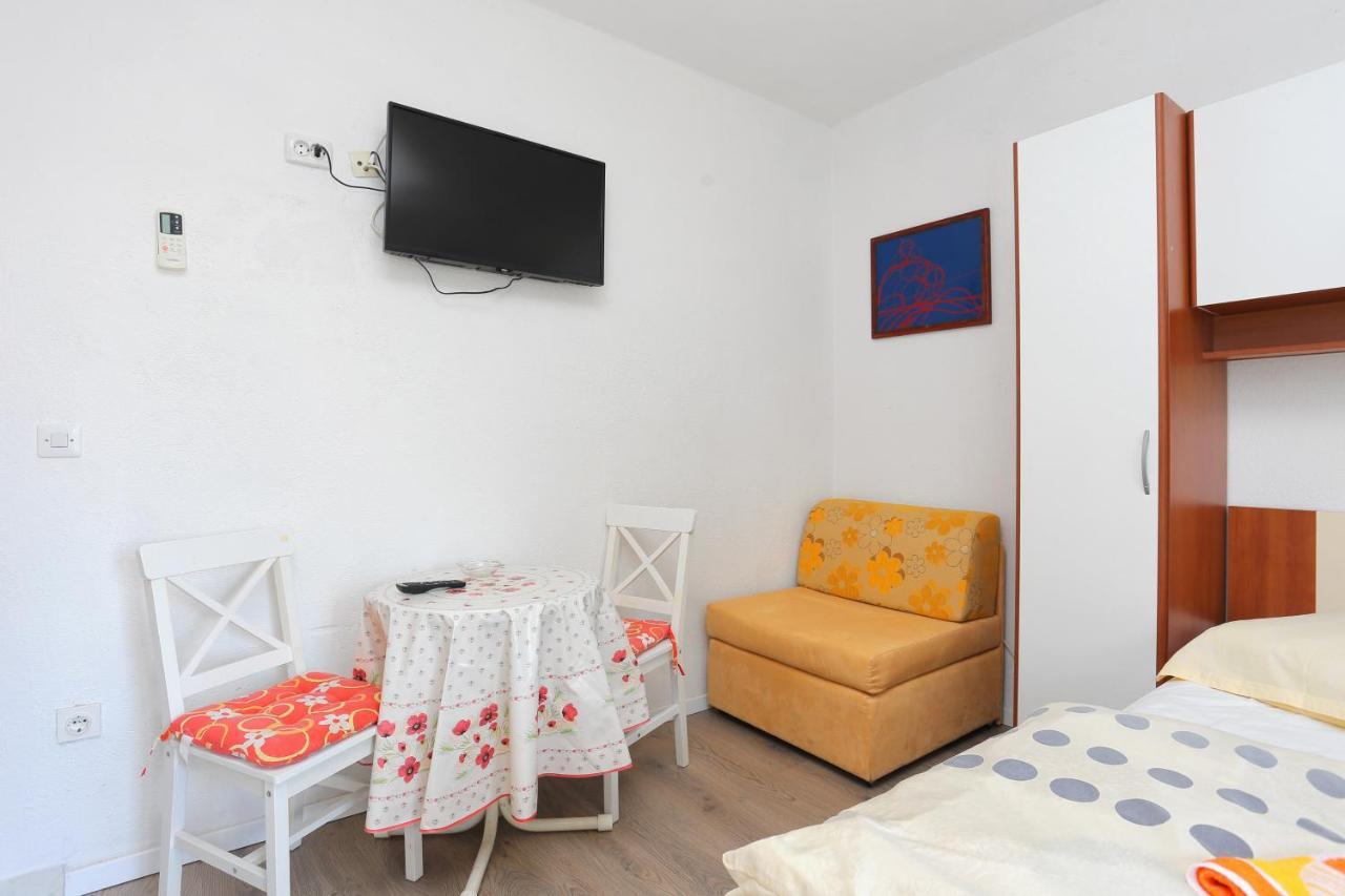 Apartments With A Parking Space Tucepi, Makarska - 6695 Exterior foto